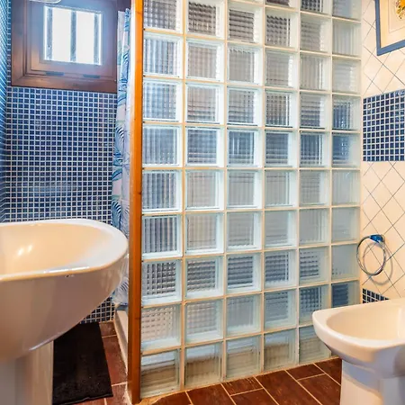 4br Wooden House -pool, Views & Parking Candelaria
