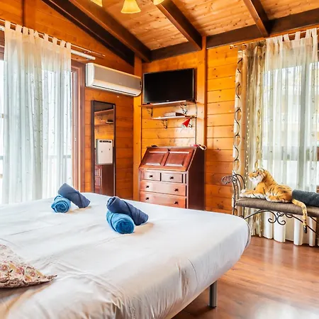 4br Wooden House -pool, Views & Parking Candelaria