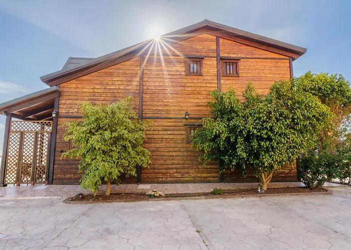 4br Wooden -pool & Views - Parking * كانديلاريا