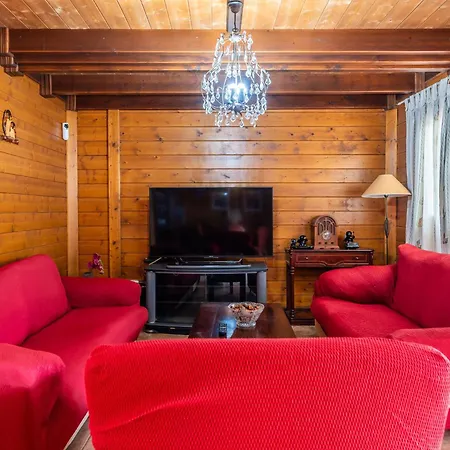 4br Wooden -pool & Views - Parking