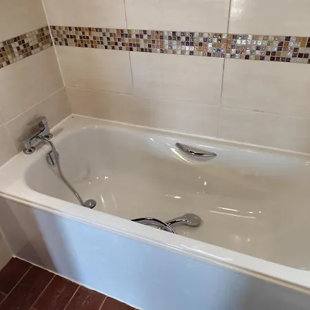 4br Wooden -pool & Views - Parking